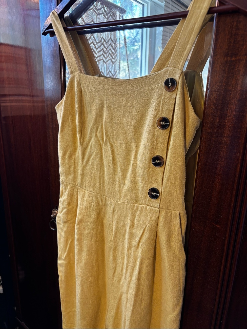 Urban Outfitters size S cotton & linen cropped jumpsuit with offset buttons - Picture 2 of 5